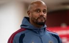 El Bayern alerta con la salud de Kompany: «Esta estable, pero los médicos aún no saben qué enfermedad tiene»