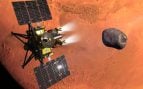 Recreación de la sonda MMX de la JAXA junto a Fobos, la luna de Marte, con el planeta rojo al fondo