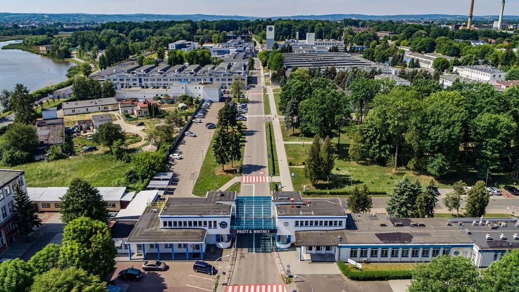 Vista aérea de la planta de Pratt & Whitney en Rzeszów, Polonia