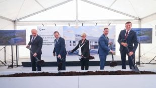 Primera palada de la nueva nave de Pratt & Whitney en Rzeszów para piezas del motor del F-35