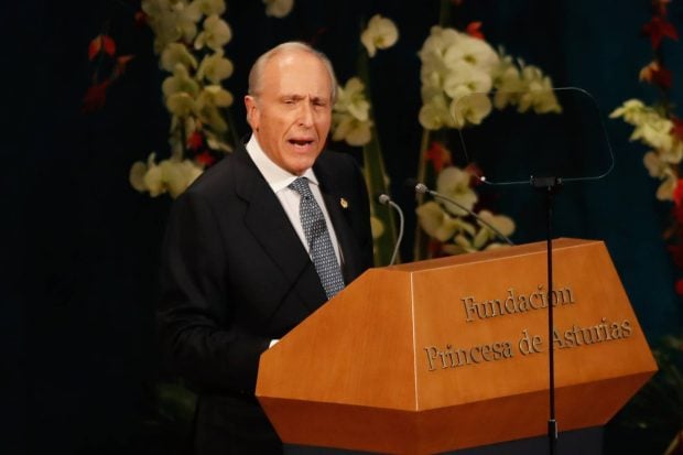 Luis Fern&aacute;ndez-Vega Sanz, felipe vi, operaci&oacute;n rey felipe, felipe cataratas