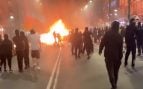 Noche de terror en Bilbao: la ‘Kale Borroka’ incendia coches y contenedores ante la pasividad policial