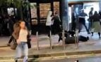 Encapuchados ‘borrokas’ apalean a viandantes de Bilbao que les recriminan su violencia en las calles