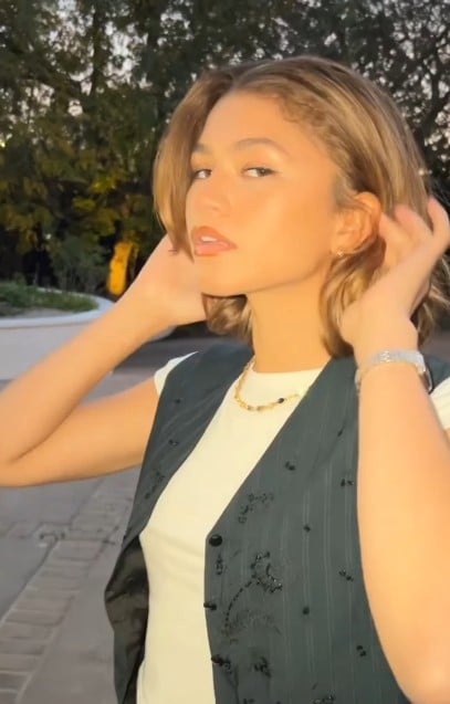 Cómo maquillarse sin máscara de pestañas para conseguir una mirada despierta, la tendencia que Zendaya ha puesto de moda