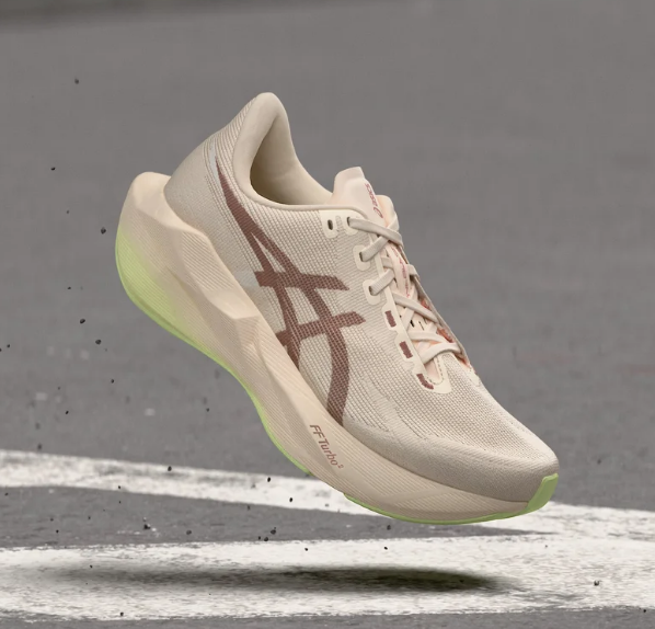Asics Novablast 6.