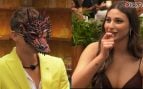 Una comensal de ‘First Dates’ alucina al ver el atuendo de su cita: «¿No serás un therian?»