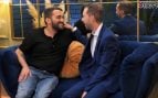 Un comensal de ‘First Dates’ no se corta en plena cita: «Le he metido un poco de mano»