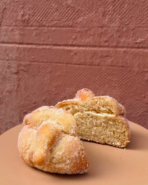 Luchy Bakery & Café, Pan de Muerto