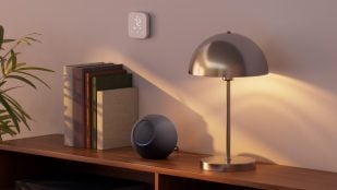 Echo Studio con cámara para el hogar_3