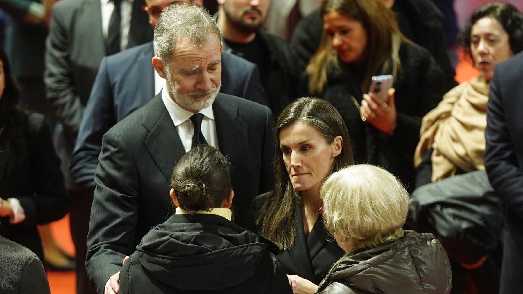 Los Reyes visitan hoy a las víctimas de la nueva tragedia ferroviaria, lo que se negó a hacer Sánchez ayer