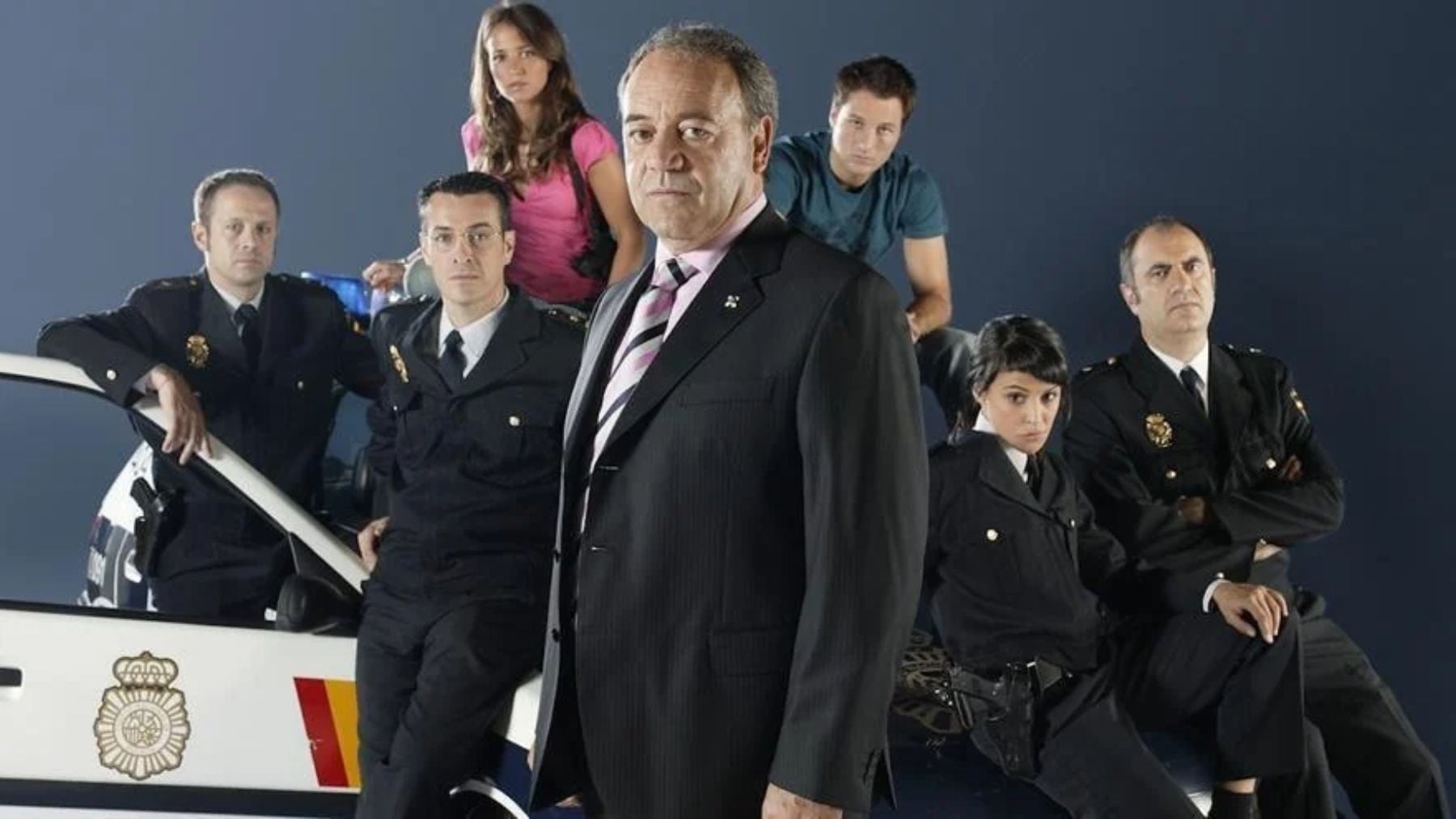 Elenco de ‘El Comisario’, encabezado por Tito Valverde. (Telecinco)