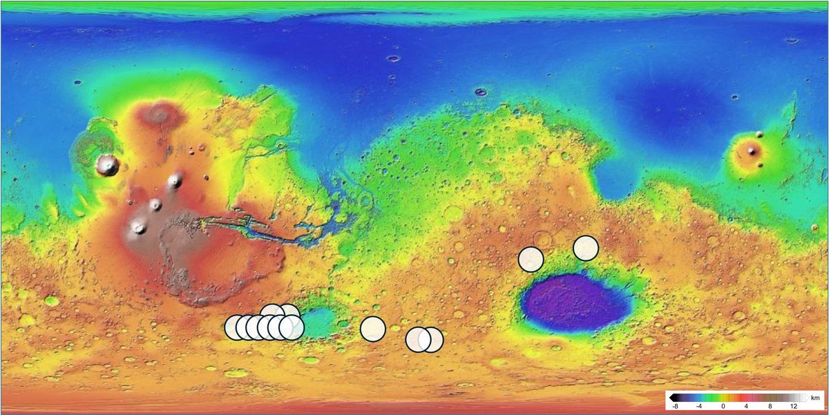 Mapa de Marte con los 13 posibles lugares de origen del meteorito marciano Teghaza 001