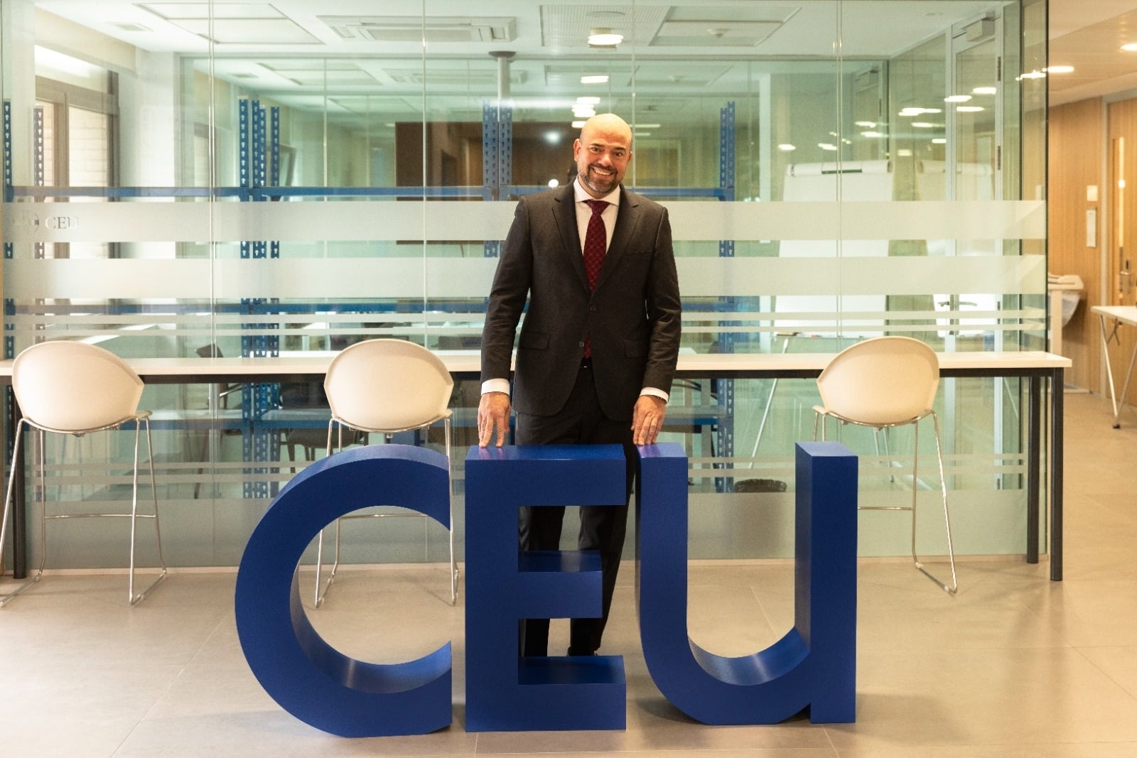 El CEU confirma la muerte de Carlos Ortiz, director de Colegios, en la tragedia ferroviaria de Urda