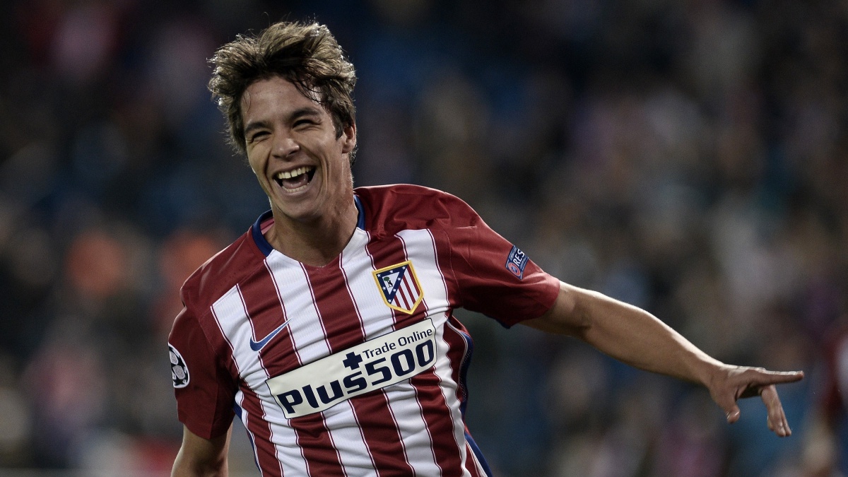 Óliver Torres celebra un gol durante una de sus etapas en el Atlético
