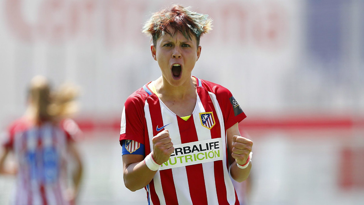 Amanda celebra un gol con el Atlético. (altleticodemadrid.com)