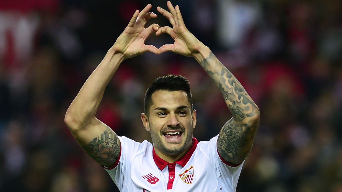 Vitolo celebra un gol con el Sevilla. (AFP)