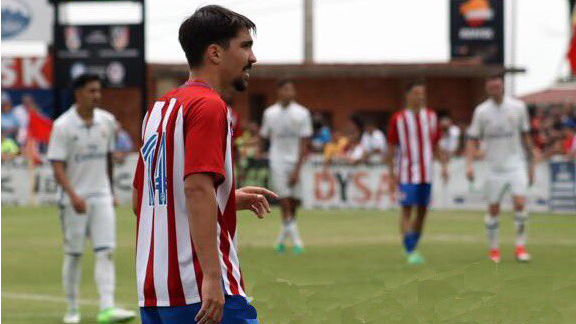 José María Relucio 'Relu', en un partido del juvenil del Atlético.