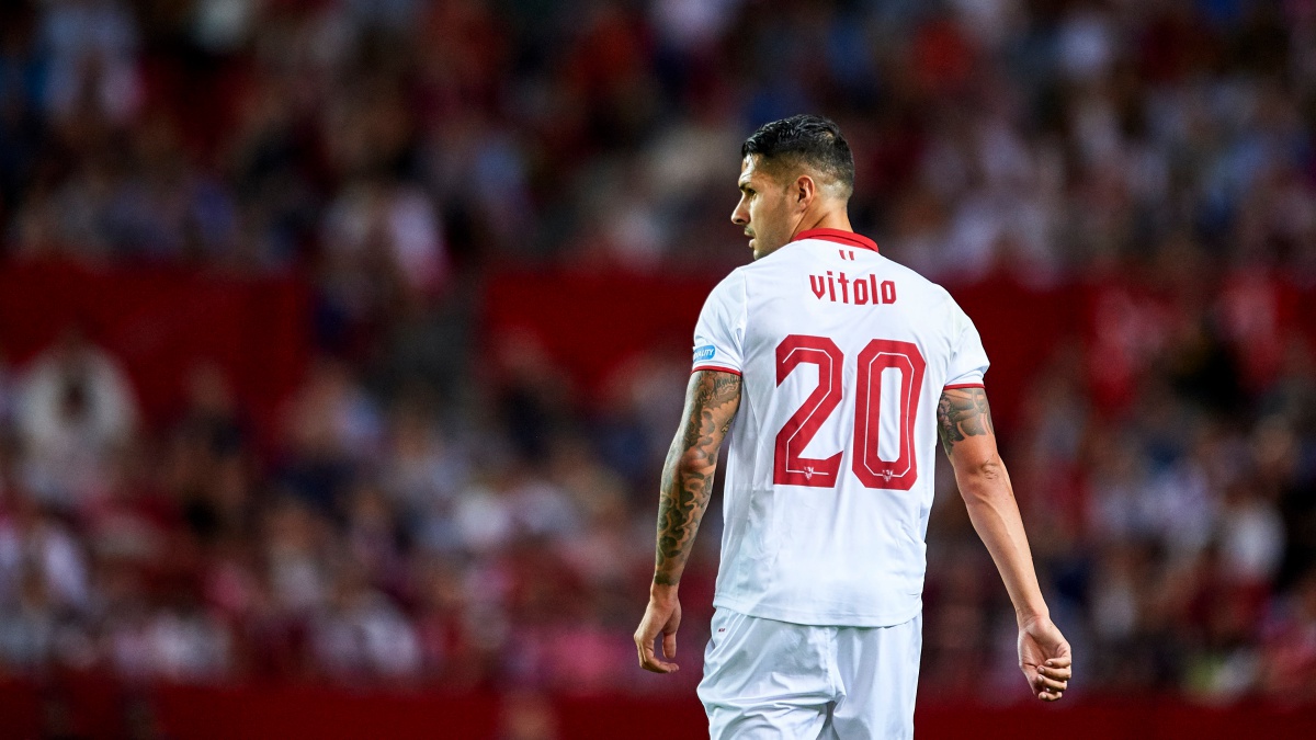 Vitolo, durante un encuentro con el Sevilla