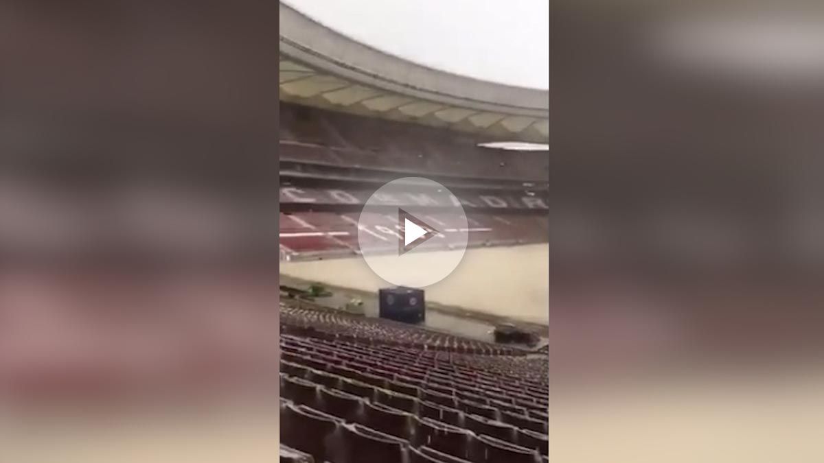 Preocupación por las enormes goteras del Wanda Metropolitano