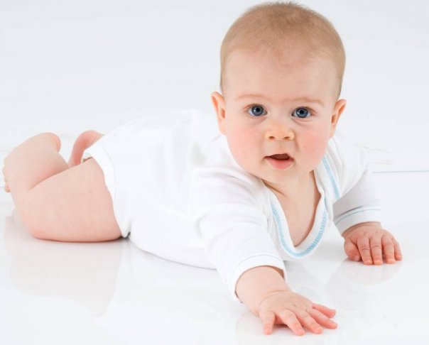 5 maneras de prevenir la caída de tu bebé