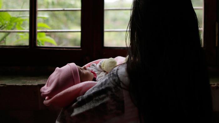 La niña de Paraguay embarazada da a luz