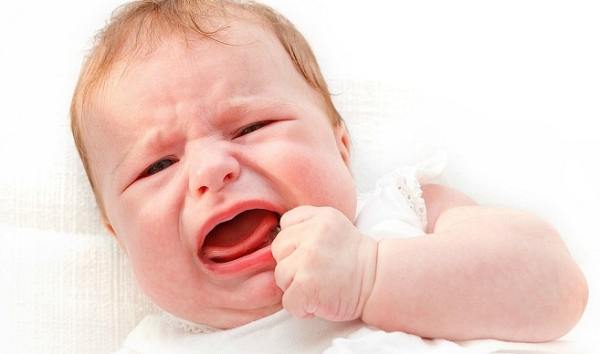 ¿Qué hacer cuando el bebé rechaza el pecho?