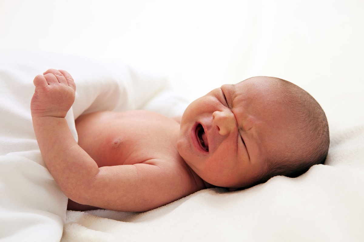 10 causas por las que el bebé llora