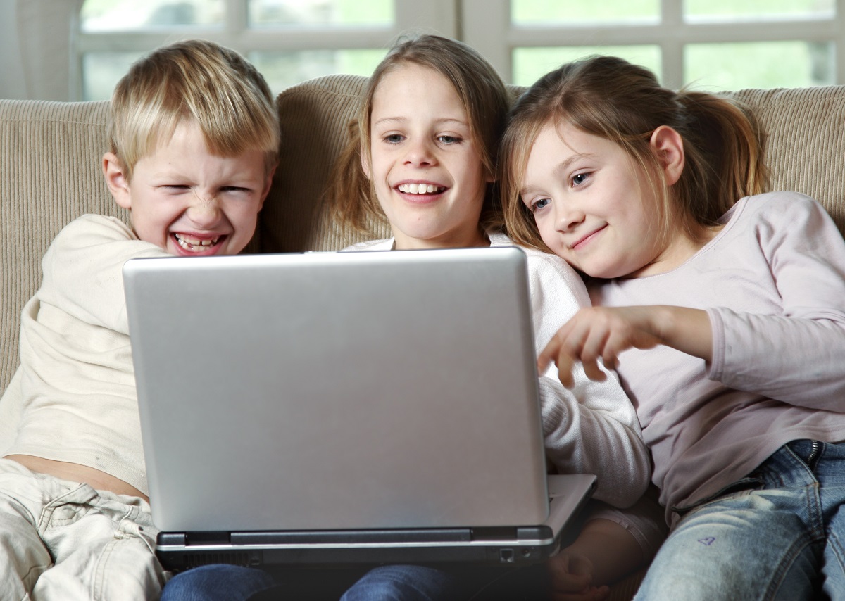Los hijos y las redes sociales. ¿Qué medidas pueden tomar los padres?