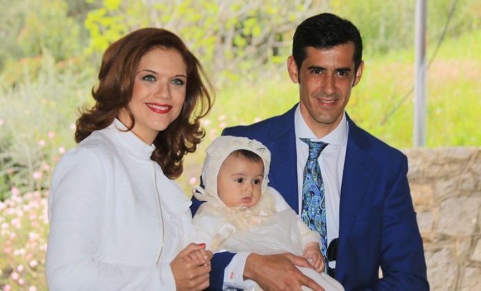 Beatriz Trapote y Víctor Janeiro bautizan a su hijo