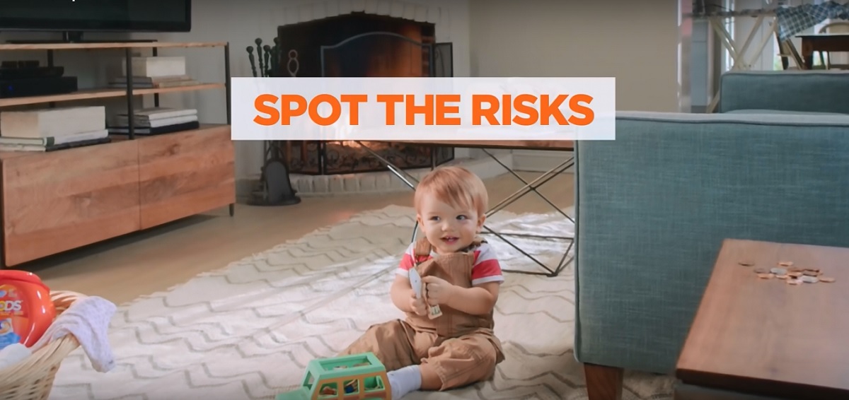El vídeo para buscar los peligros del hogar para el bebé