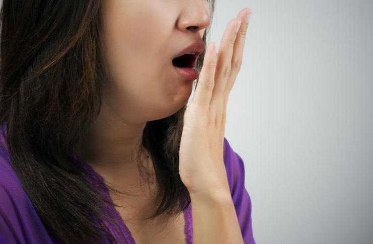 5 consejos para paliar el mal sabor de boca durante el embarazo