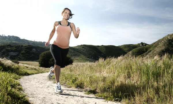 Cómo correr durante el embarazo