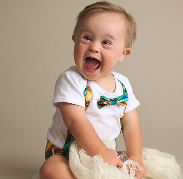 Viral: el bebé con Down que se convierte en modelo de una firma infantil