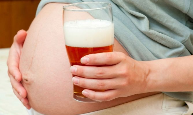 embarazadas-alcohol1