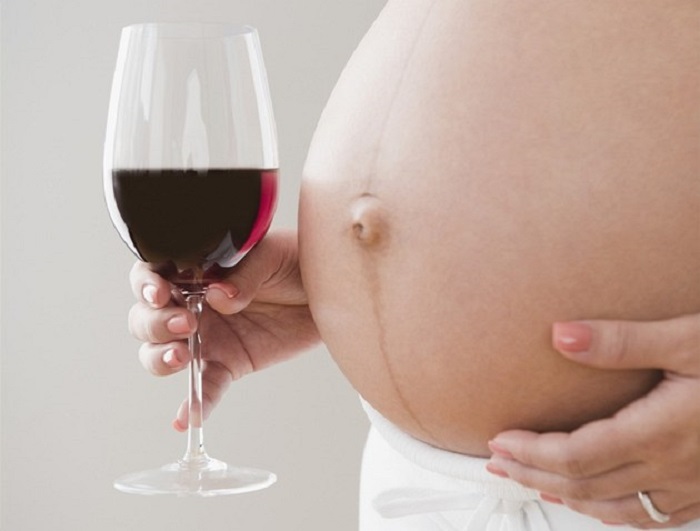 Consumo ocasional de alcohol en las embarazadas