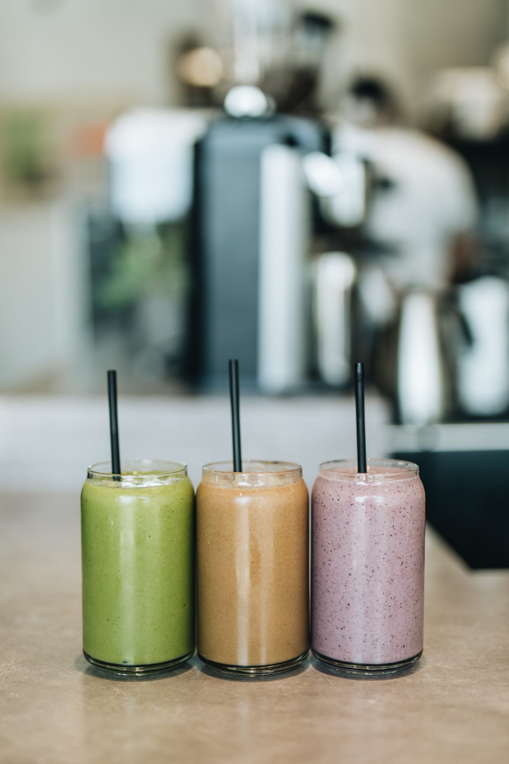 Puedes añadir rhodiola a todos tus smoothies y batidos.
