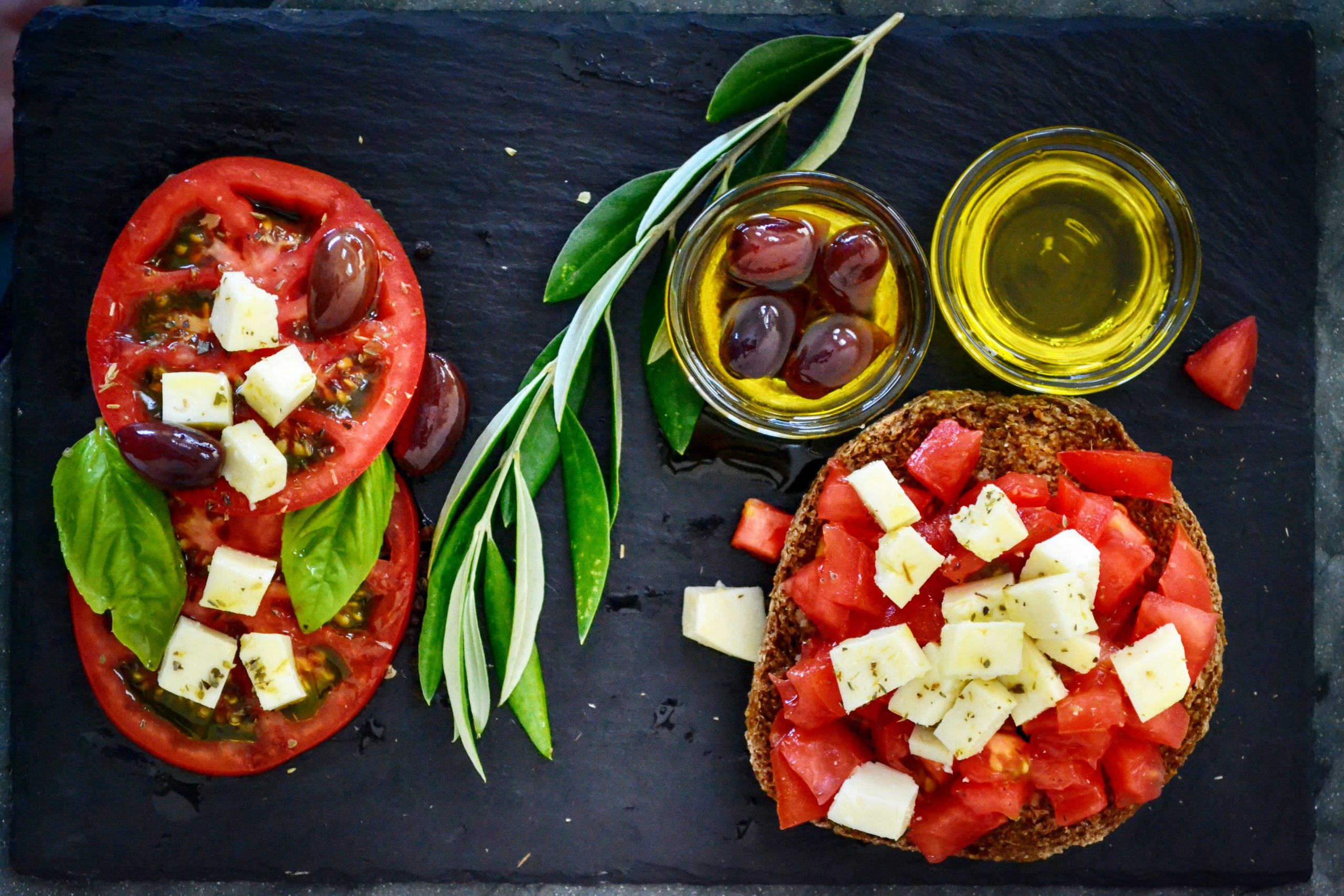 En la imagen, algunos manjares de la dieta mediterr&aacute;nea. / Foto: Pexels