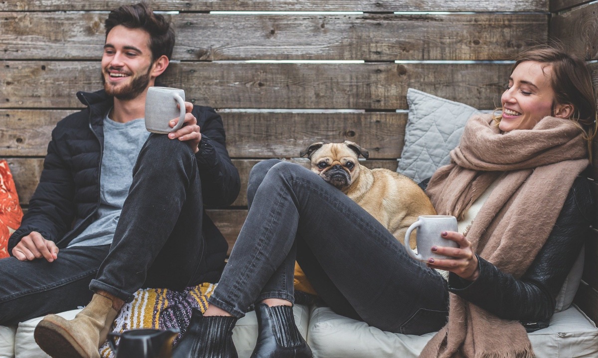 Estas son las mejores series Netflix españolas para ver en pareja