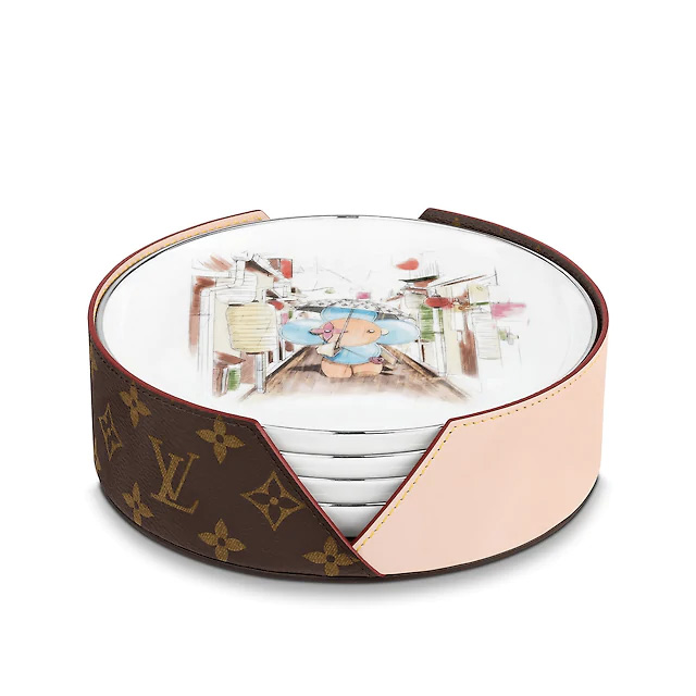 Bajoplatos de Louis Vuitton. / Foto: Cortes&iacute;a de la marca.