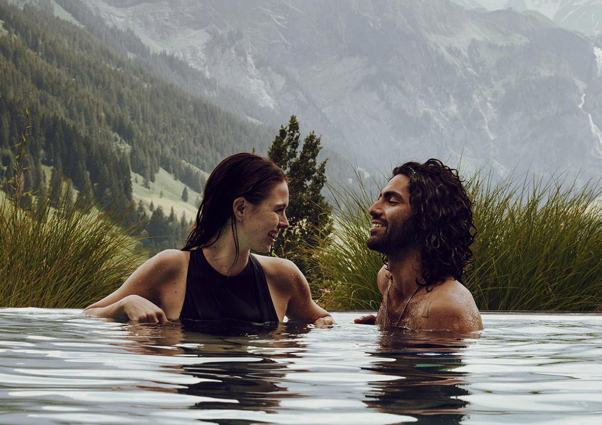 Infinity pools monta&ntilde;as