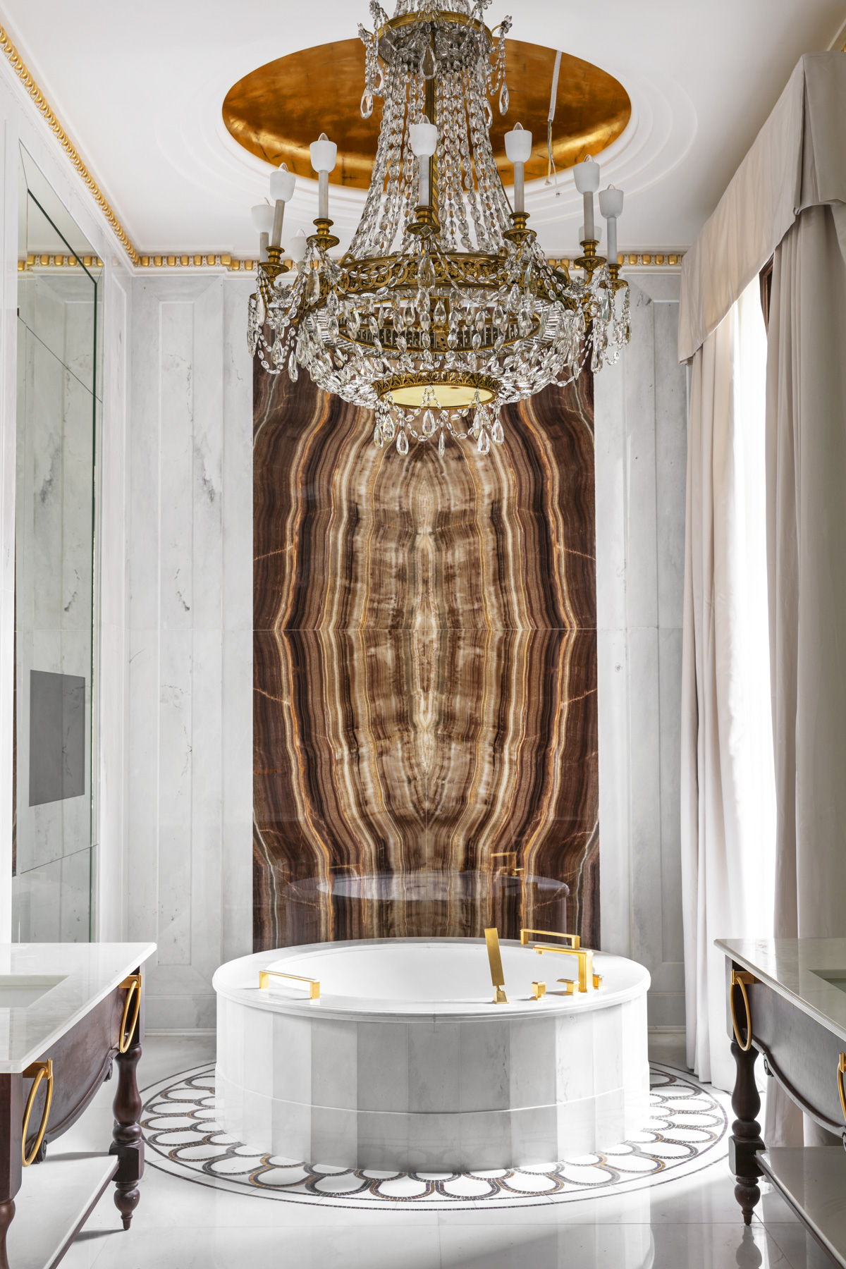 Four Seasons baño
