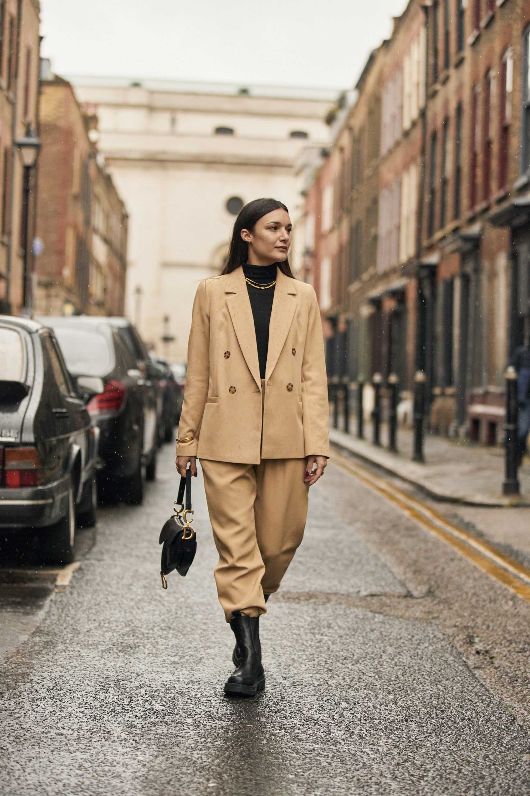 Una de las asistentes a la Semana de la Moda de Londres/Foto: Imaxtree.