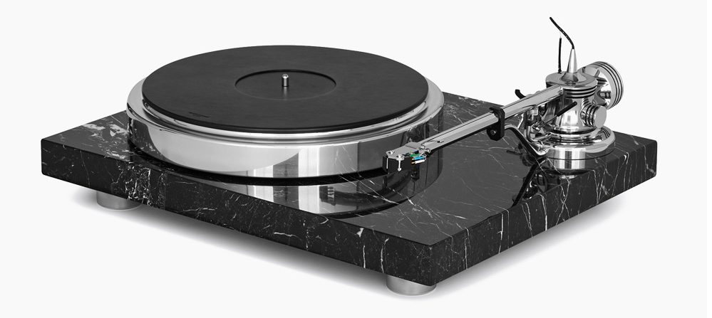 Tocadiscos de Saint Laurent.