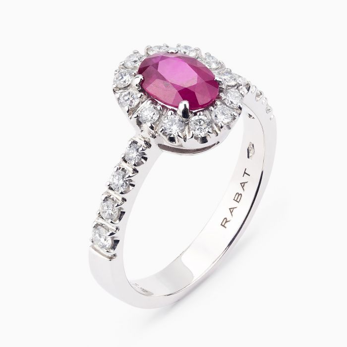 Anillo de rubí