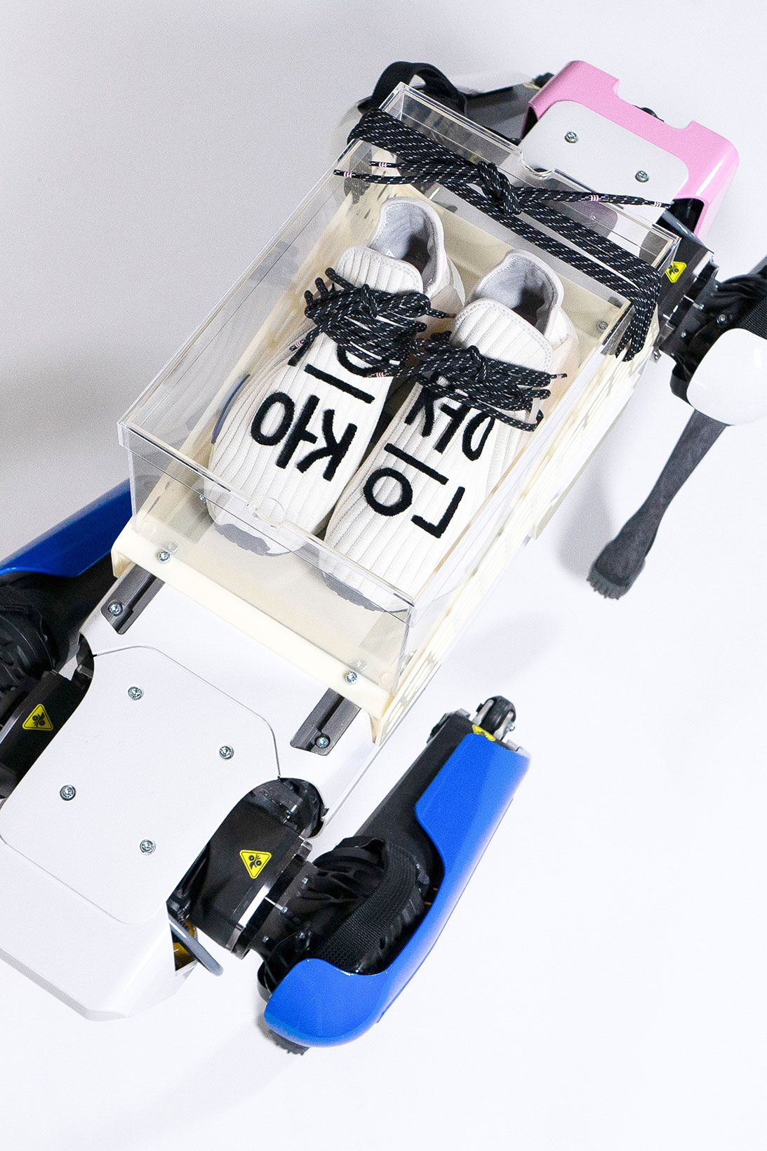 Nueva colaboración de Adidas X Pharrel Williams: HU NMD