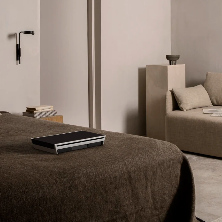 Altavoces Beosound Level de Bang and Olufsen.