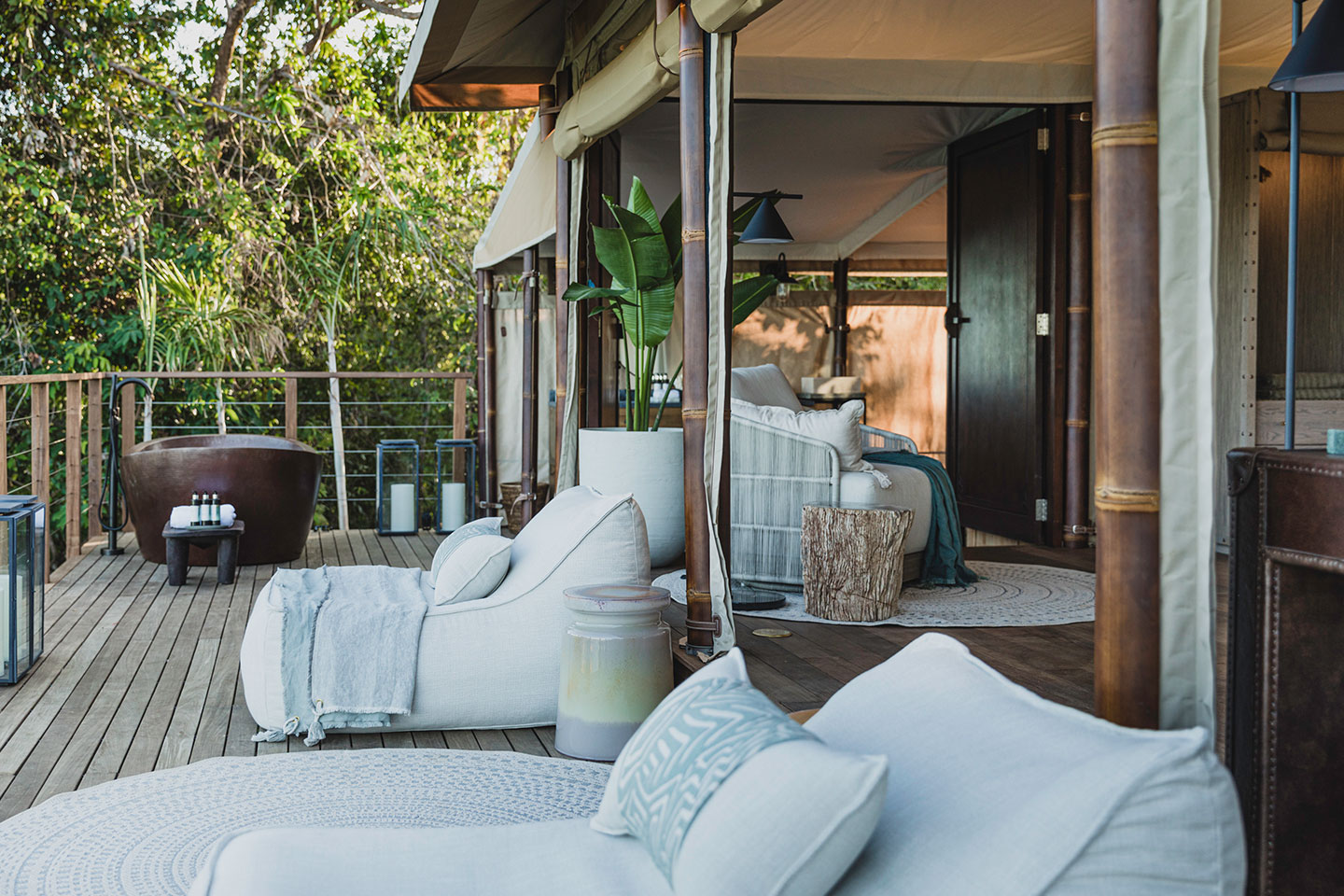 Terraza de la Casita Carpa / Foto: Islas Secas