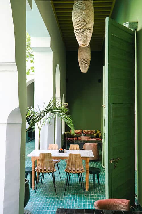 Patio del restaurante / Foto: Le Jardin
