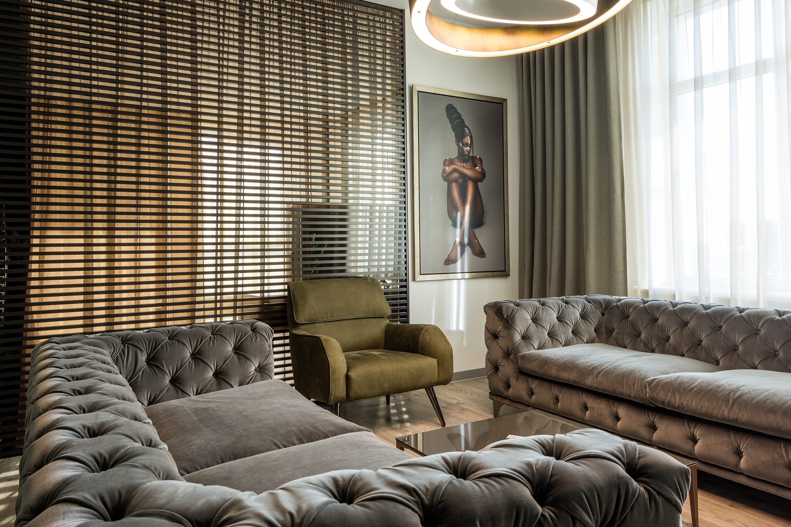 Sal&oacute;n