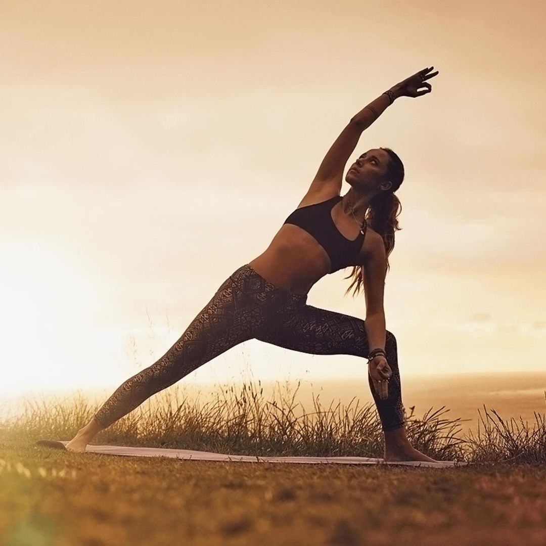 Haciendo yoga